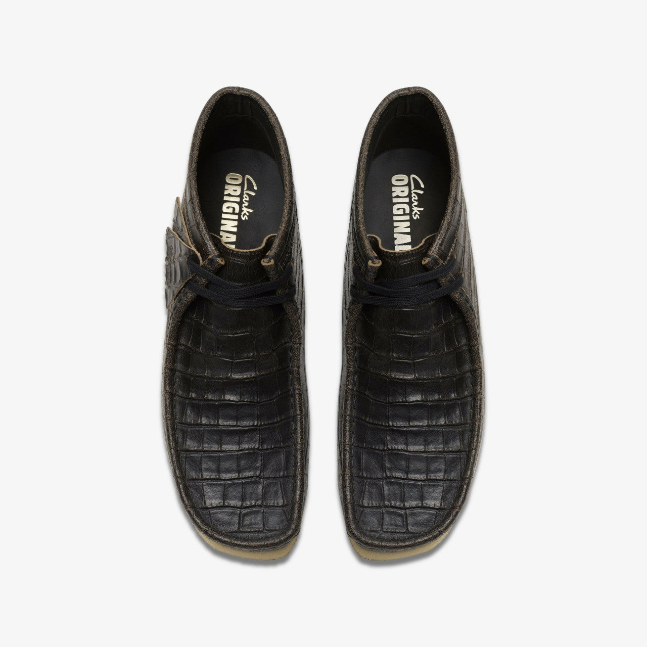 Wallabee Boot Black Crocodile Distress Clarks Men