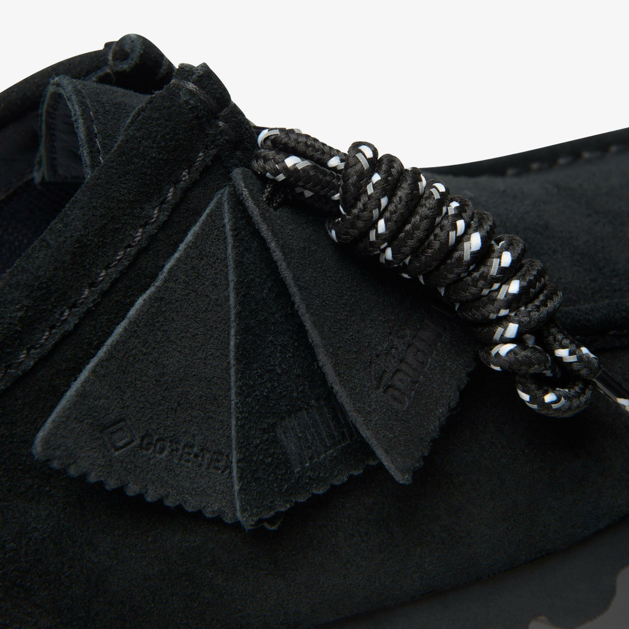 Wallabee GORE-TEX Black Suede Clarks Men