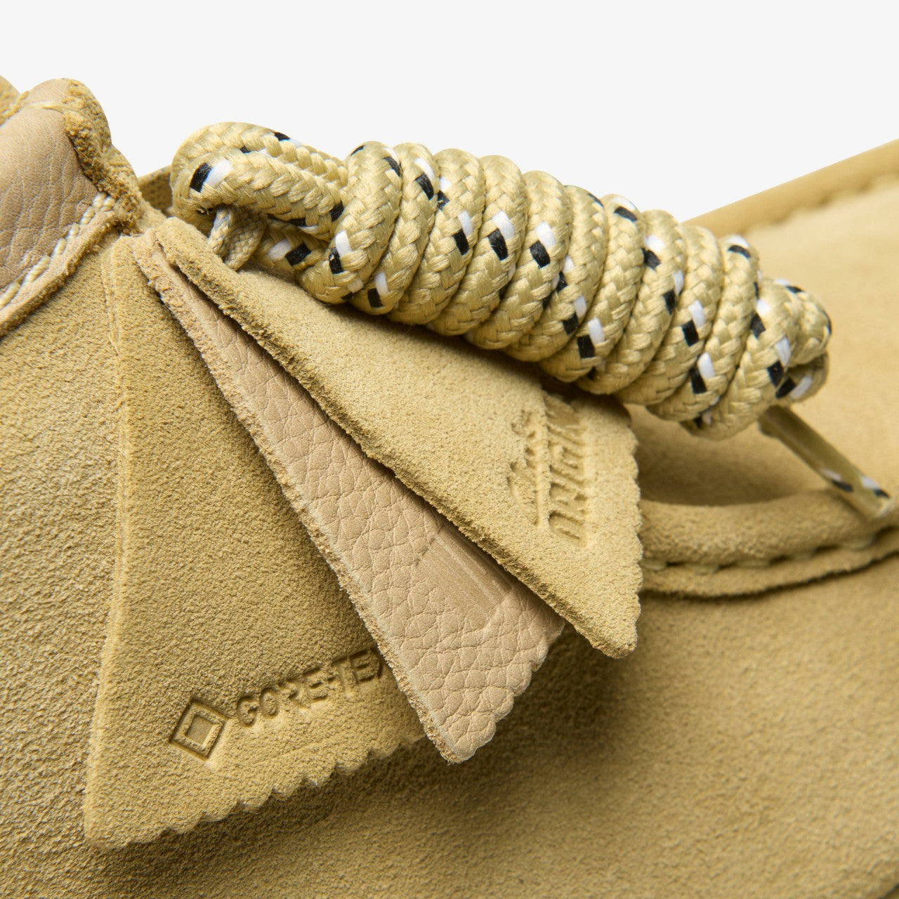 Wallabee Boot GORE-TEX Maple Suede Clarks Men