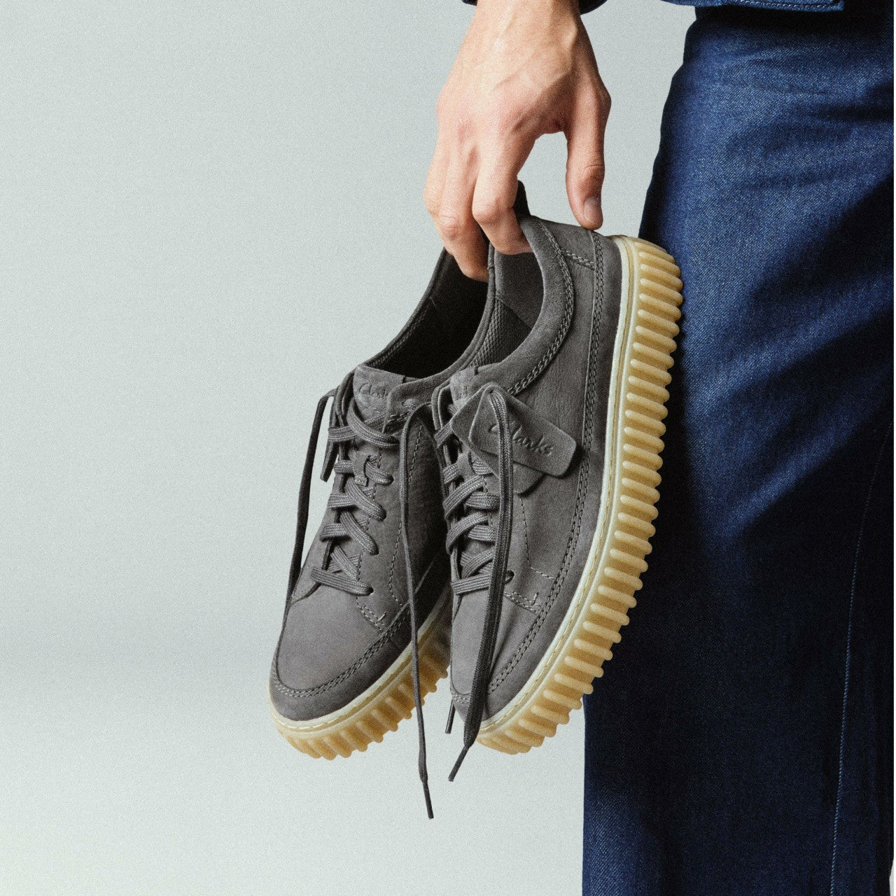 Torhill Lace Dark Grey Nubuck Clarks Men