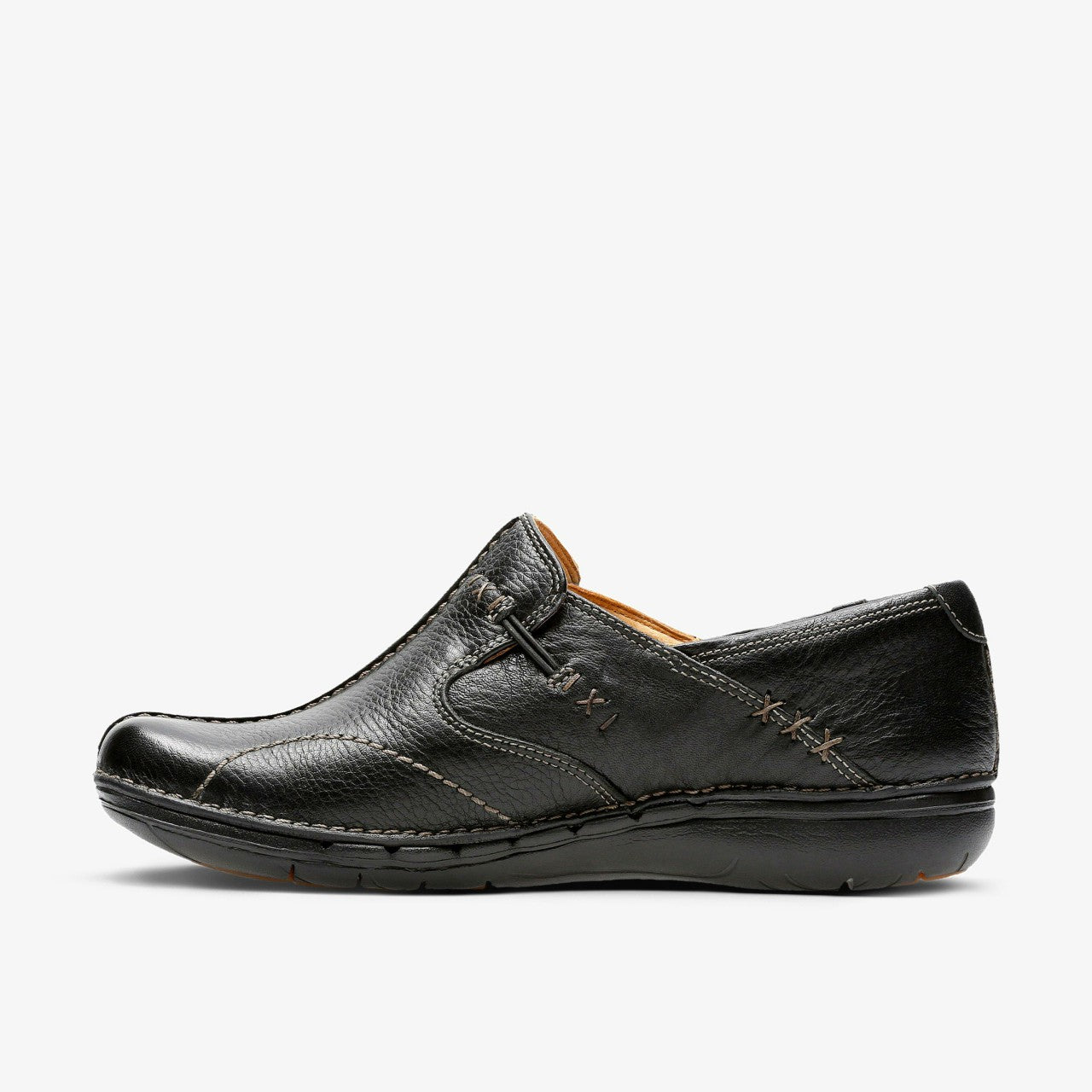 Un Loop Black Leather Clarks Women