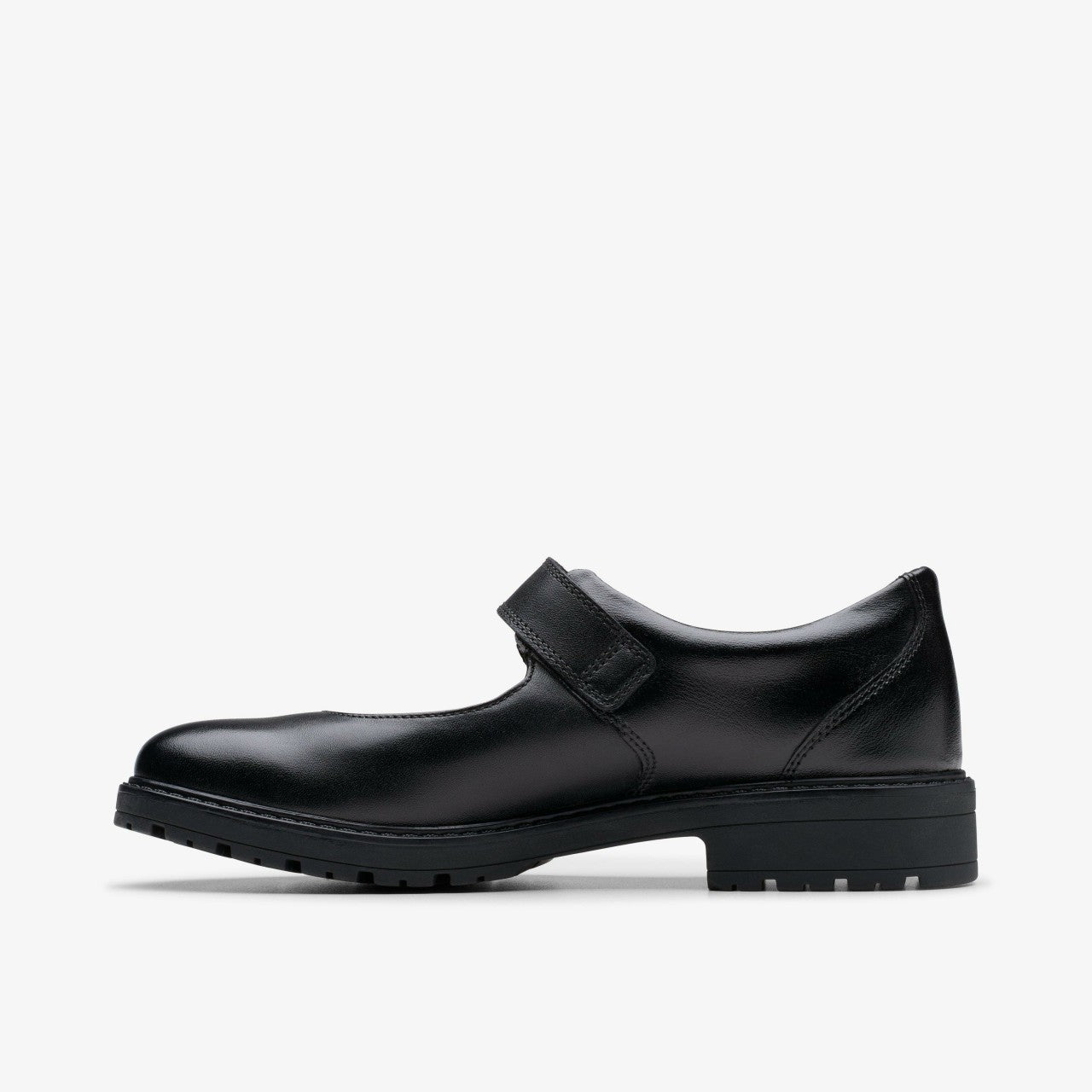 Loxham Walk Youth Black Leather Clarks Kids