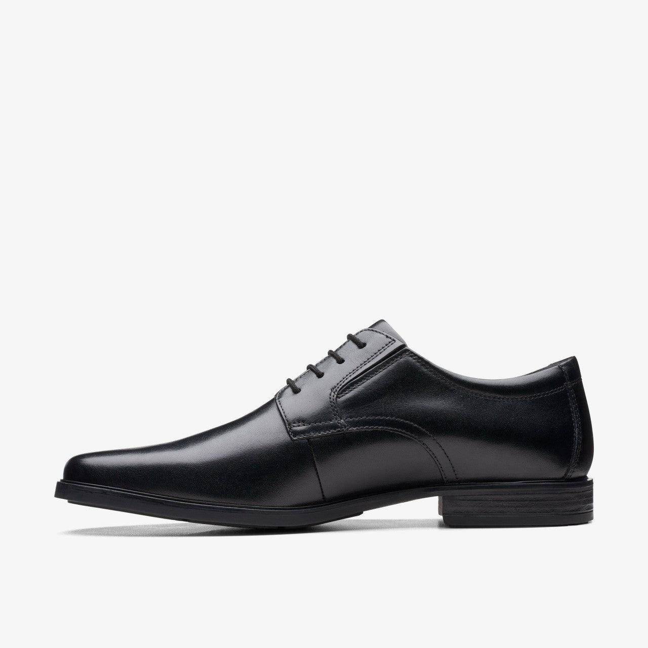 Howard Walk Black Leather Clarks Men