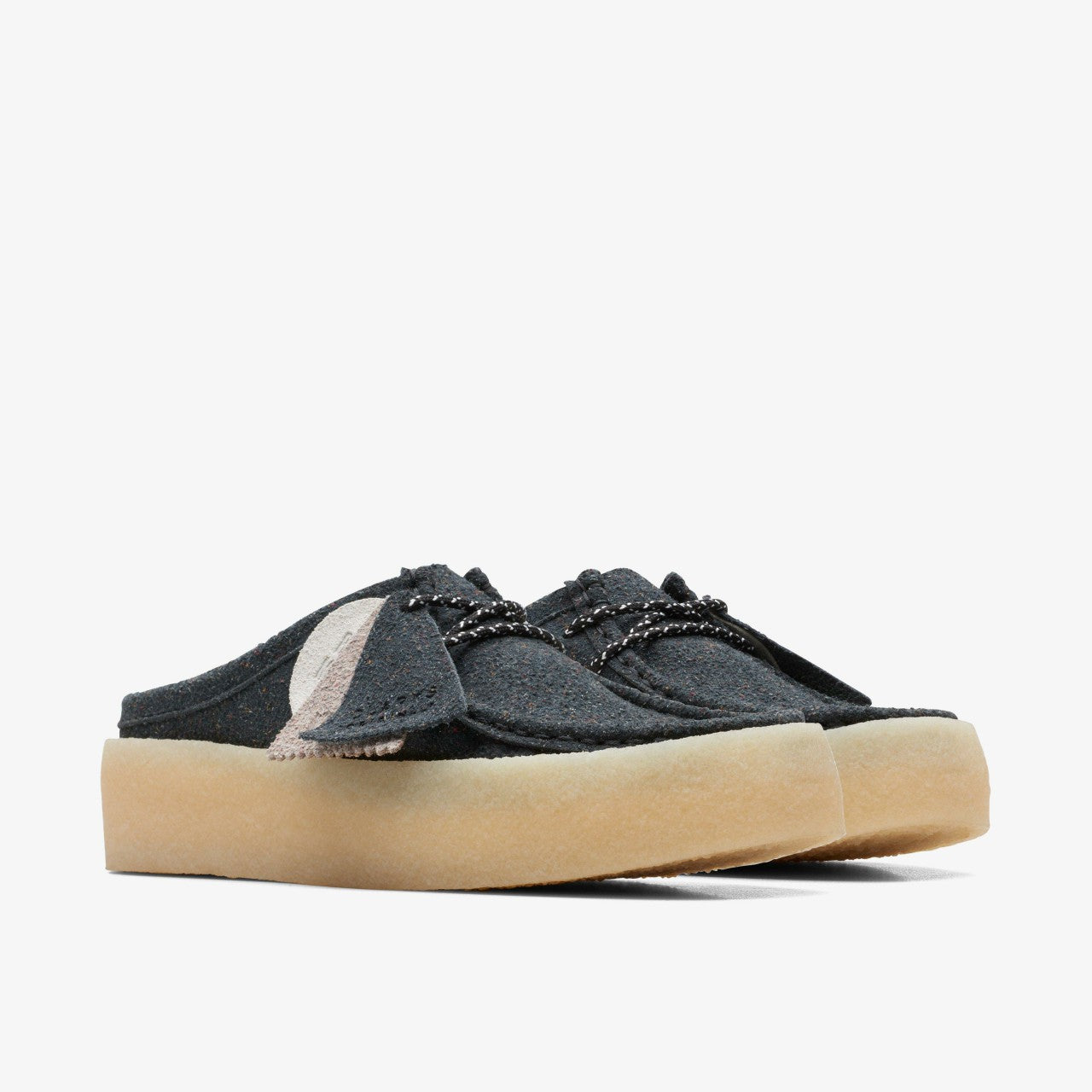 Wallabee Cup Lo Black Clarks Women