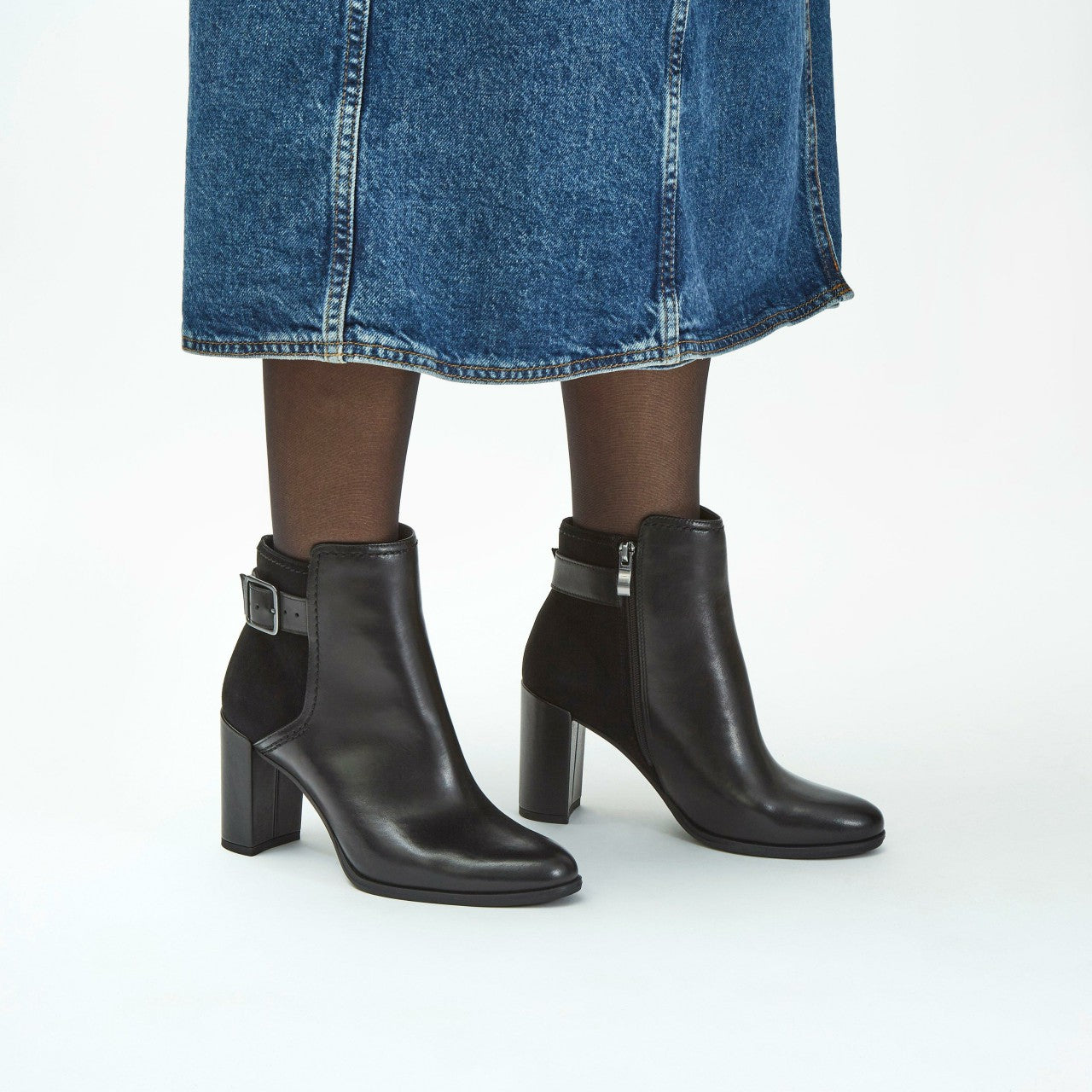Freva 85 Buckle Black Leather Clarks Women