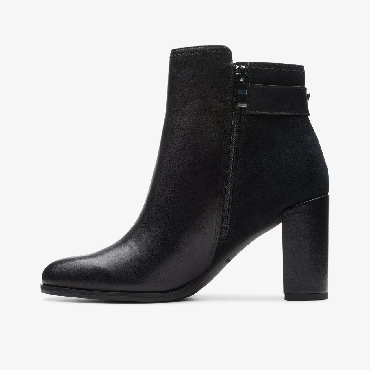 Freva 85 Buckle Black Leather Clarks Women