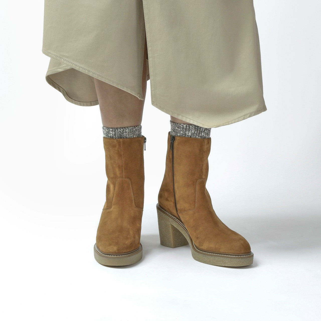 Colden Up Dark Tan Suede Clarks Women