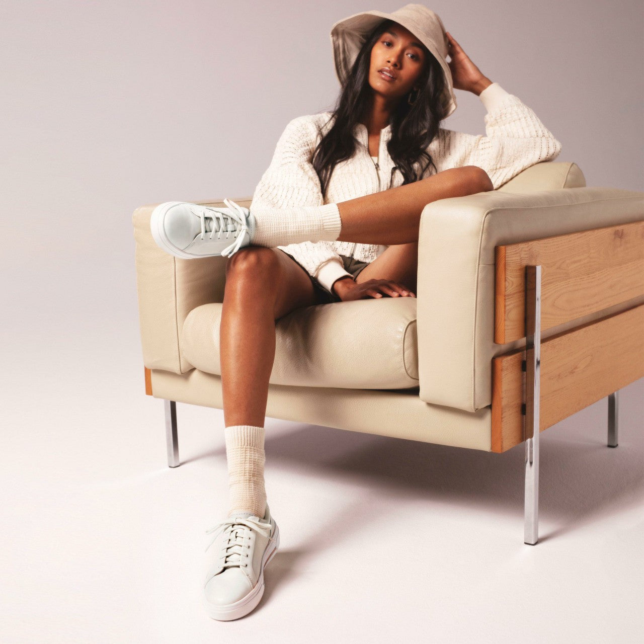 Hollyhock Walk Off White Leather Clarks Women