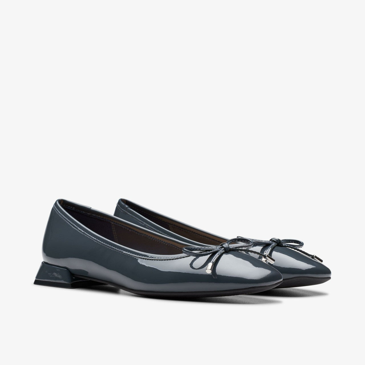 Ubree 15 Step Navy Patent Clarks Women