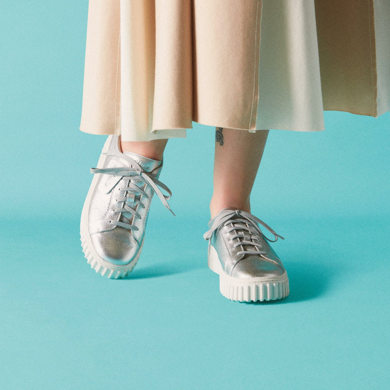 Mayhill Walk Silver Metallic Clarks Women