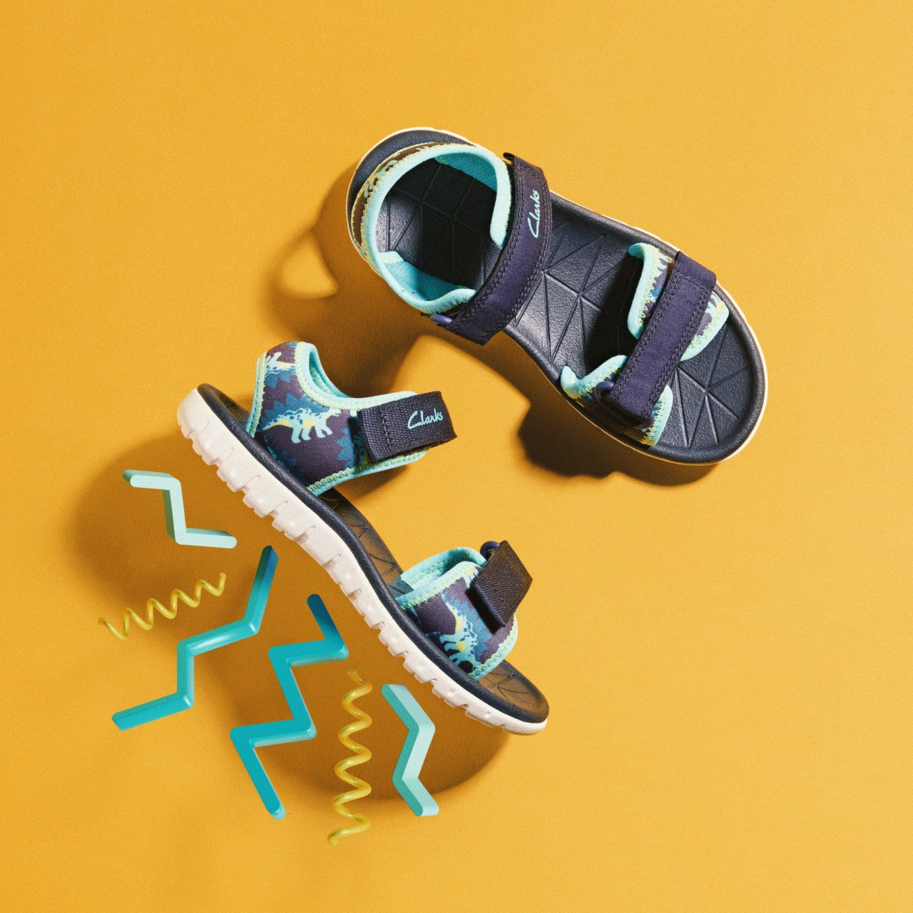 Surfing Tide Kid Navy Clarks Kids