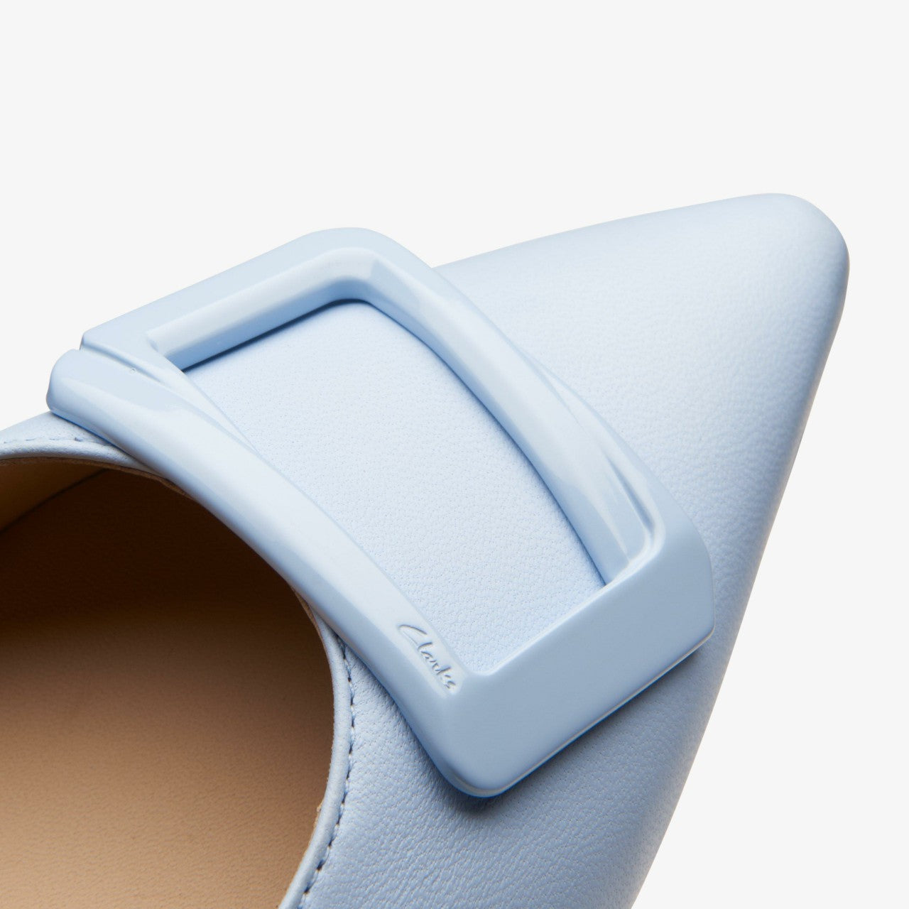 Sensa 15 Lux Blue Leather Clarks Women