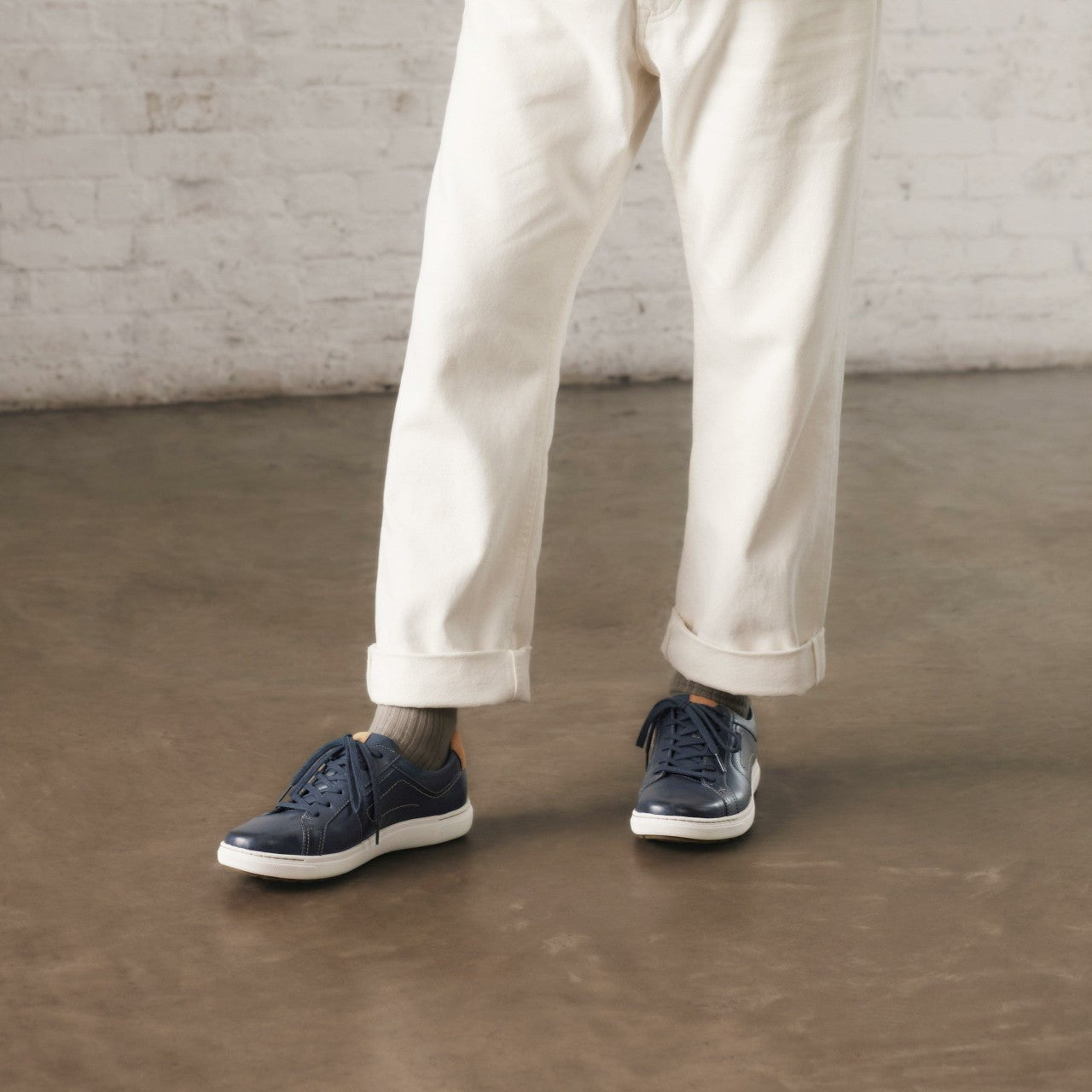 Mapstone Lace Navy Leather Clarks Men