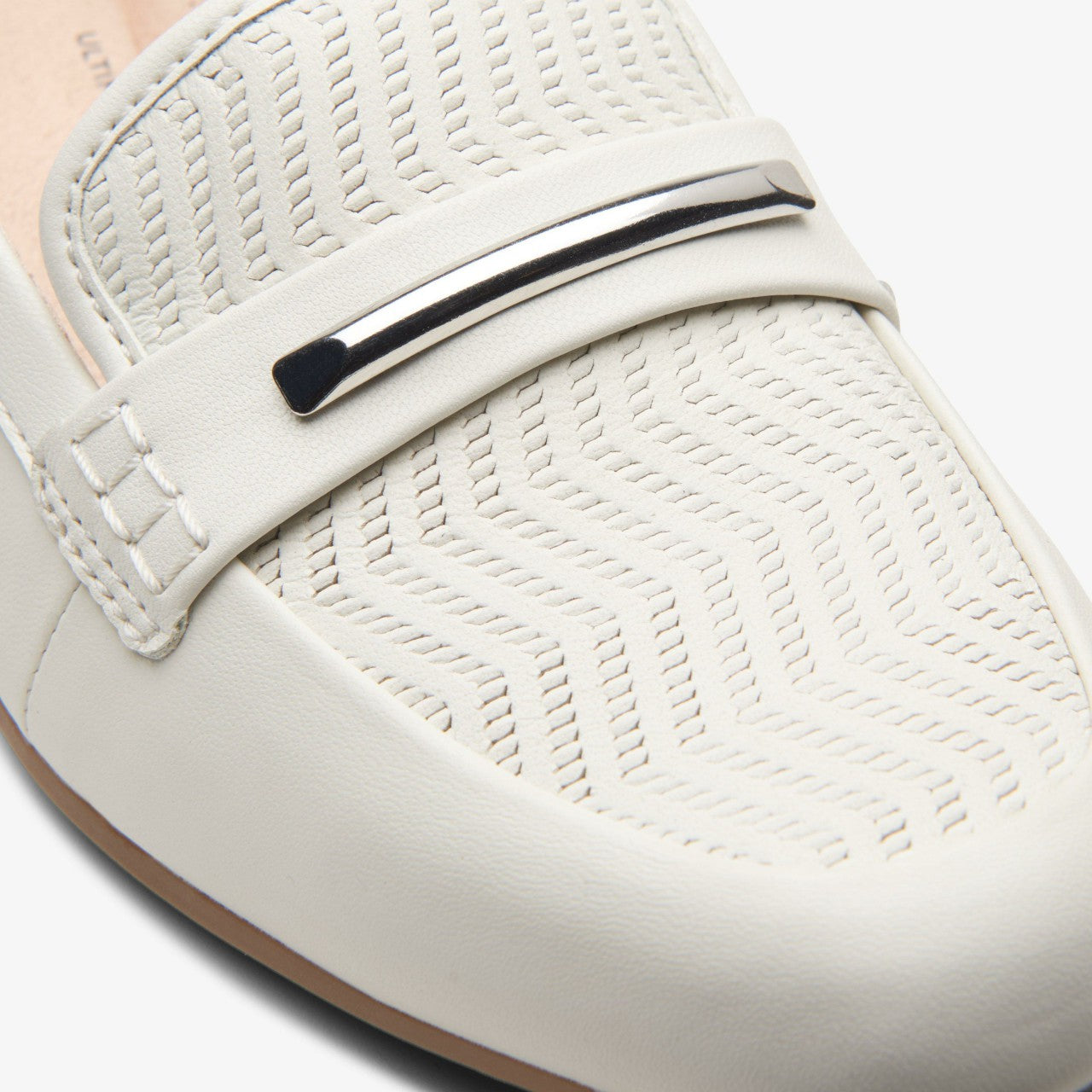 Juliet Aster Off White Leather Clarks Women