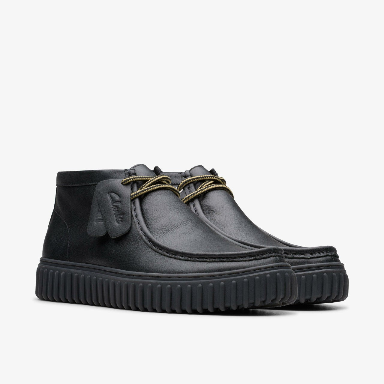 Torhill Hi Black Leather Clarks Men