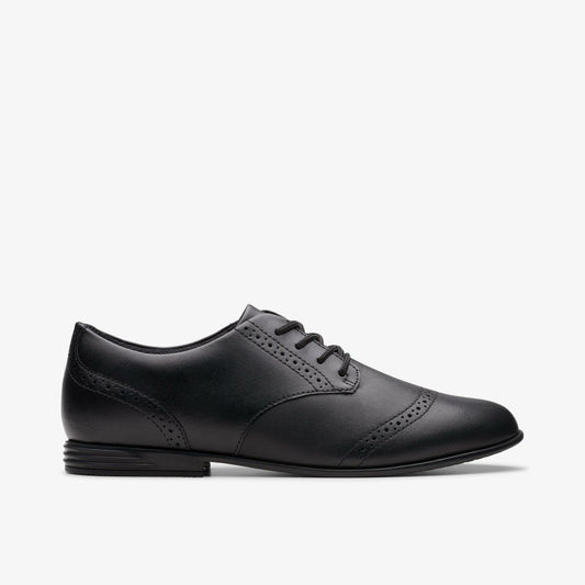 Finja Brogue Youth Black Leather Clarks Kids