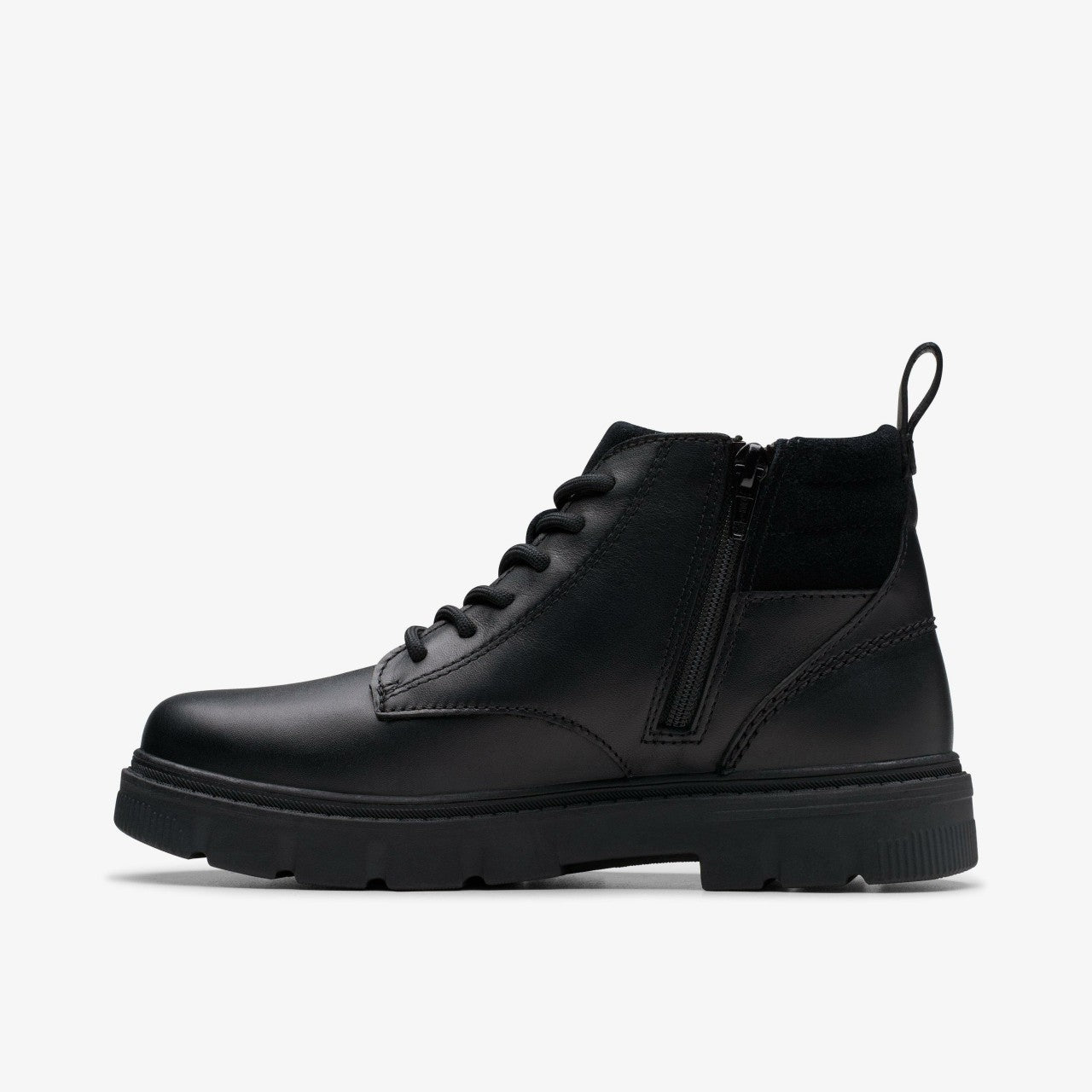 Lorcam Trail Youth Black Leather Clarks Kids