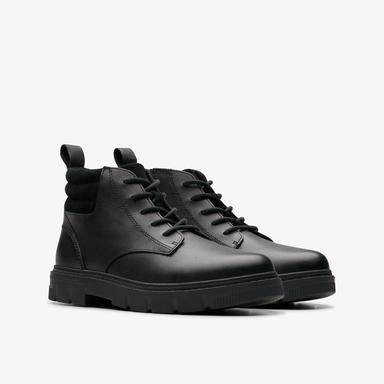 Lorcam Trail Older Black Leather Clarks Kids