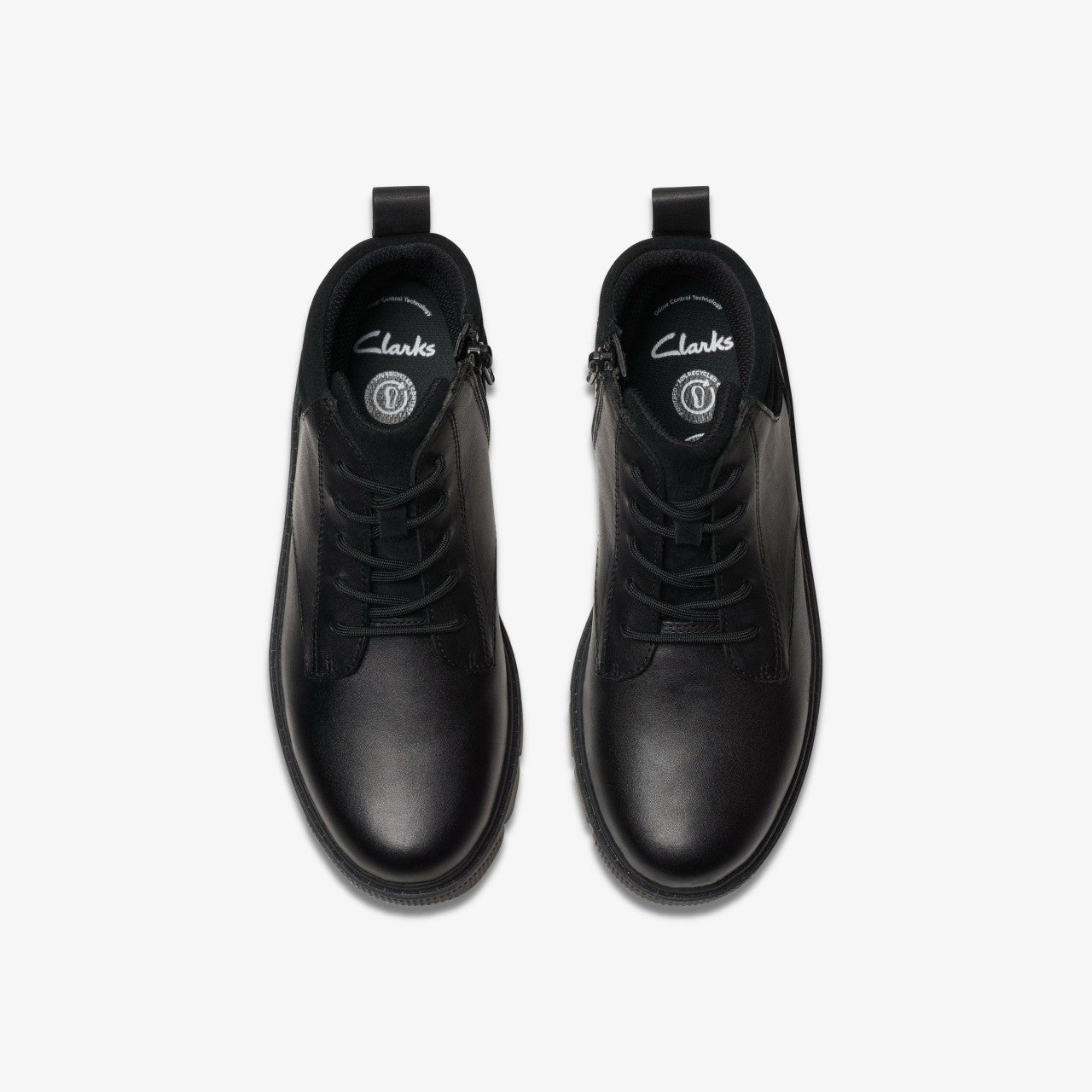 Lorcam Trail Older Black Leather Clarks Kids
