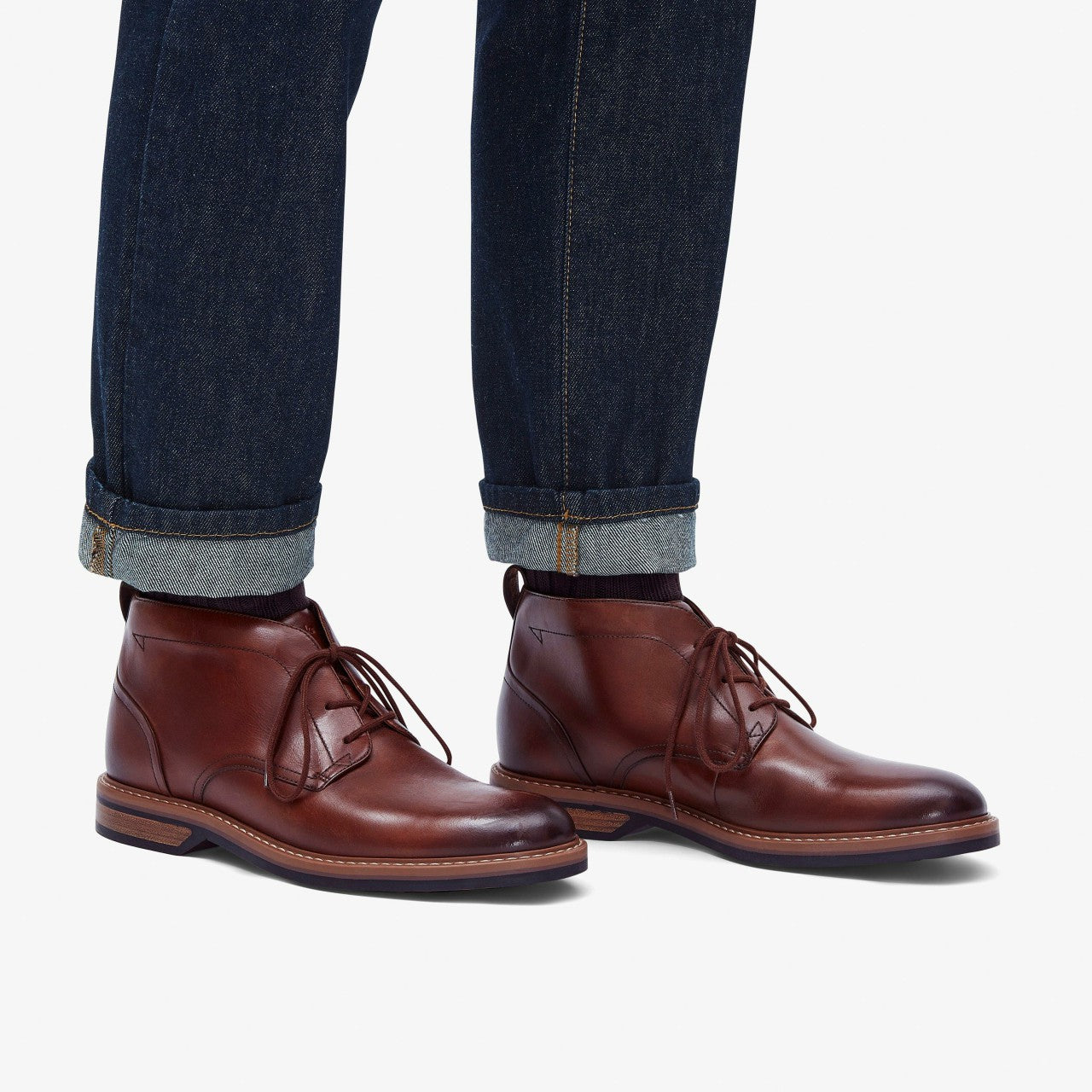Aldwin Chukka Mid Tan Leather Clarks Men