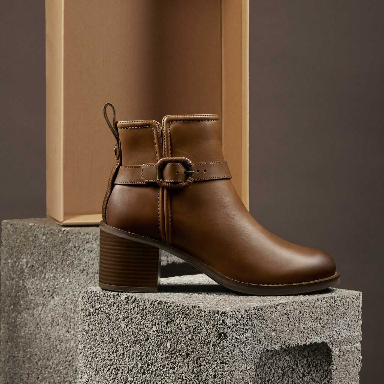 Chamberly Trim Mid Tan Leather Clarks Women