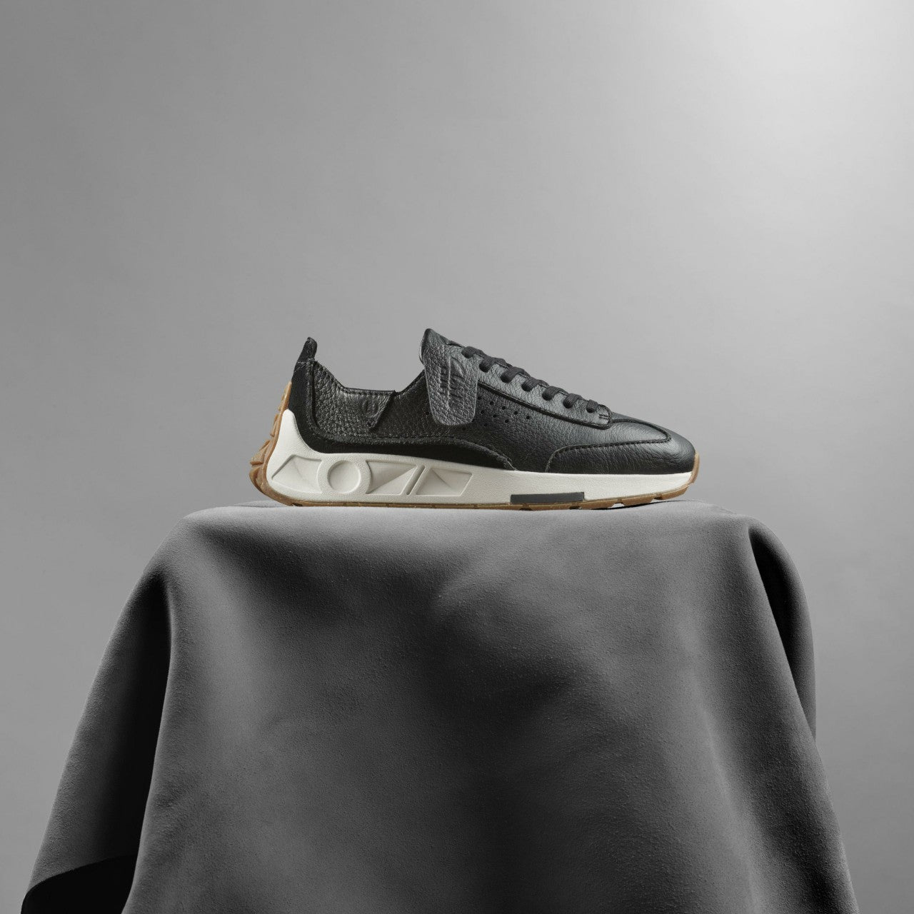 Craft Speed Black Leather Clarks Women