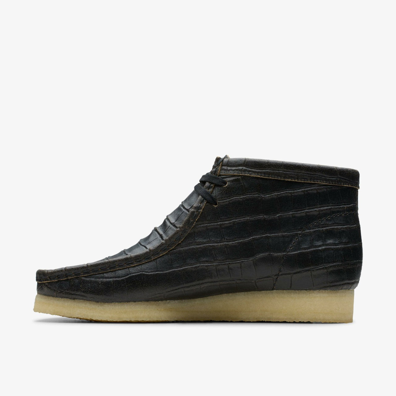 Wallabee Boot Black Crocodile Distress Clarks Men