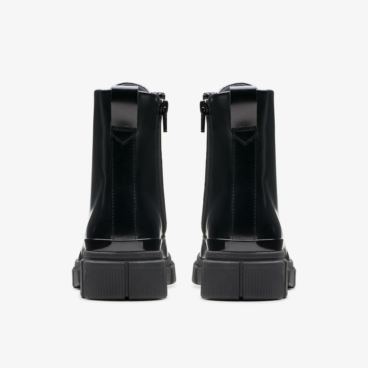Evyn Top Youth Black Clarks Kids