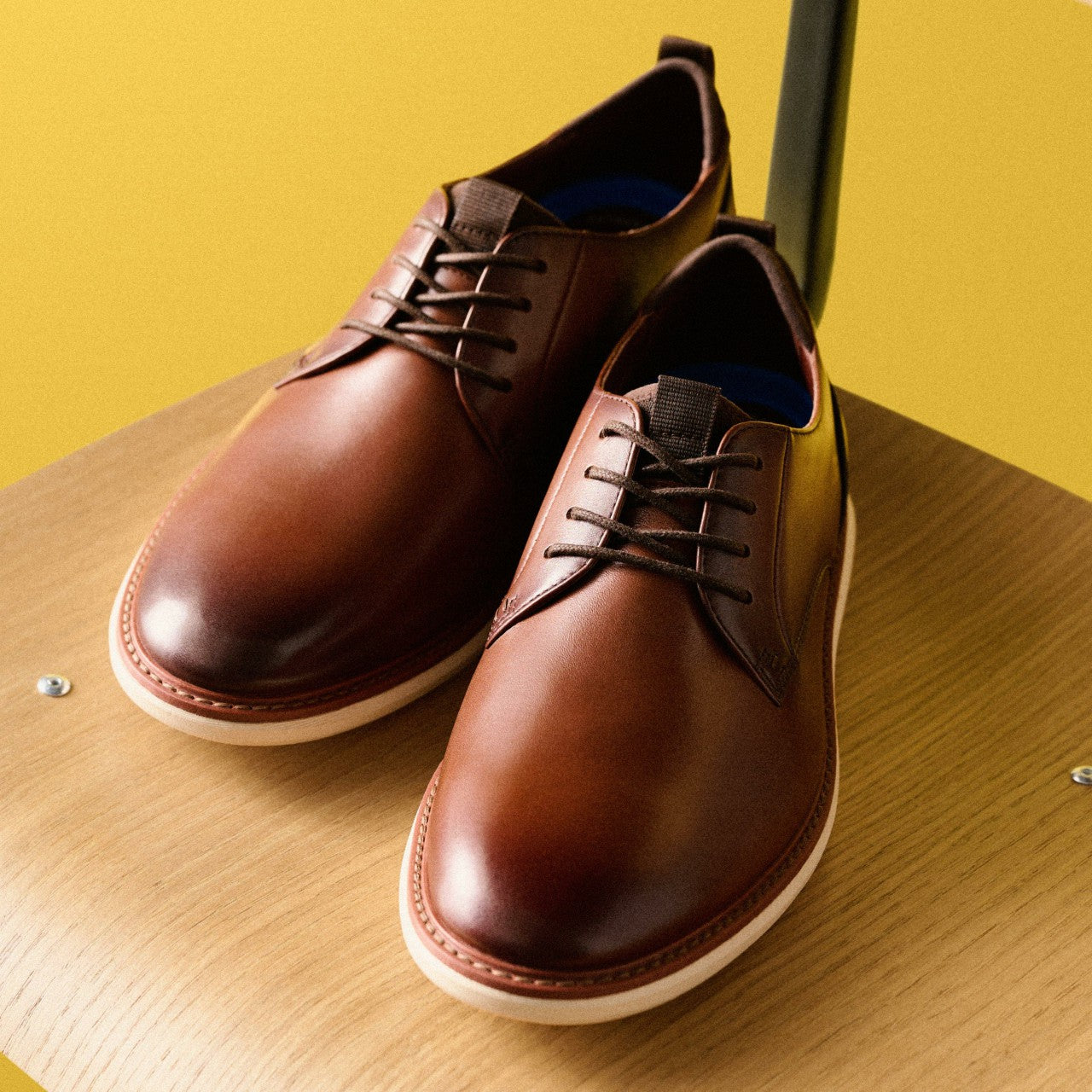 Brantin Plain Dark Tan Leather Clarks Men