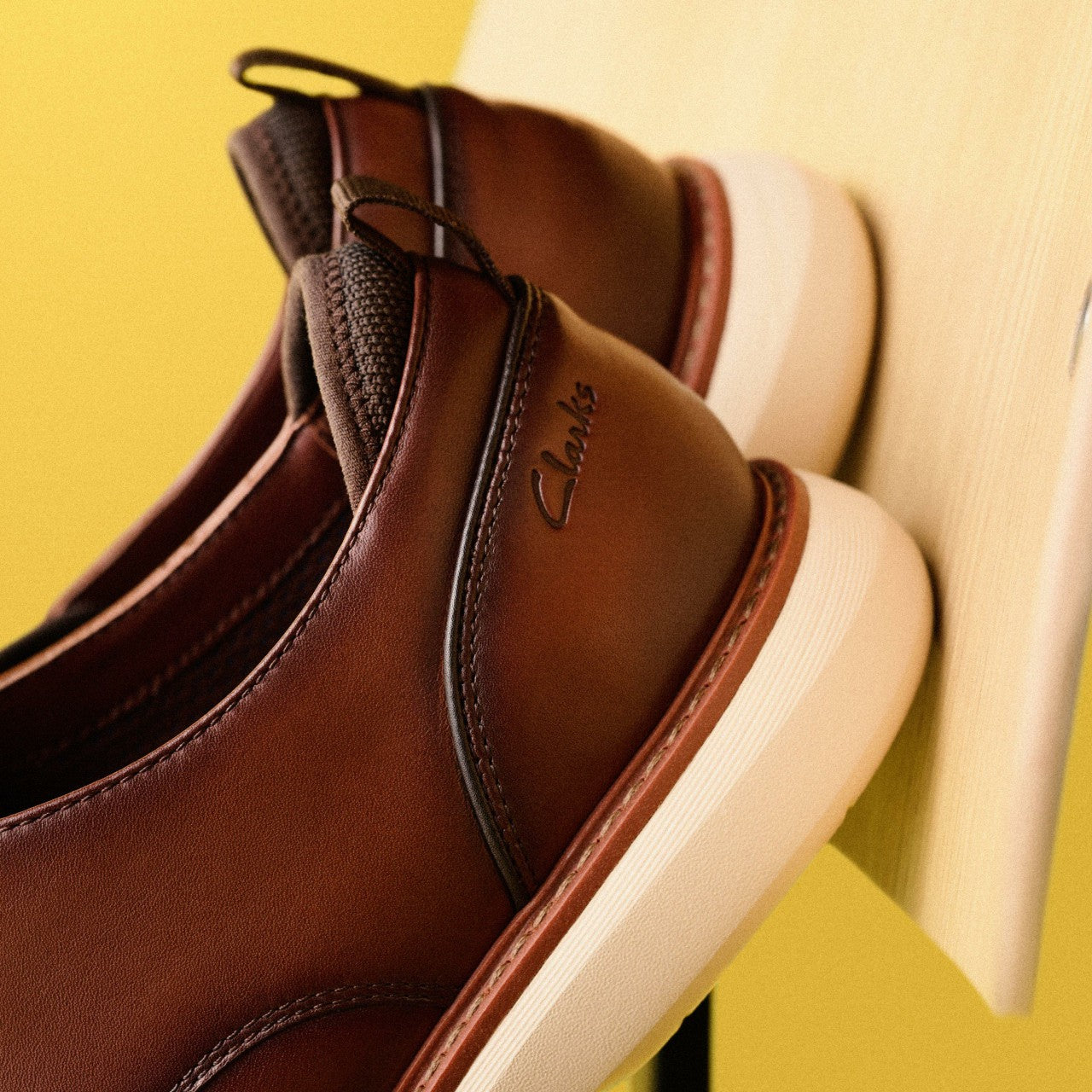 Brantin Plain Dark Tan Leather Clarks Men