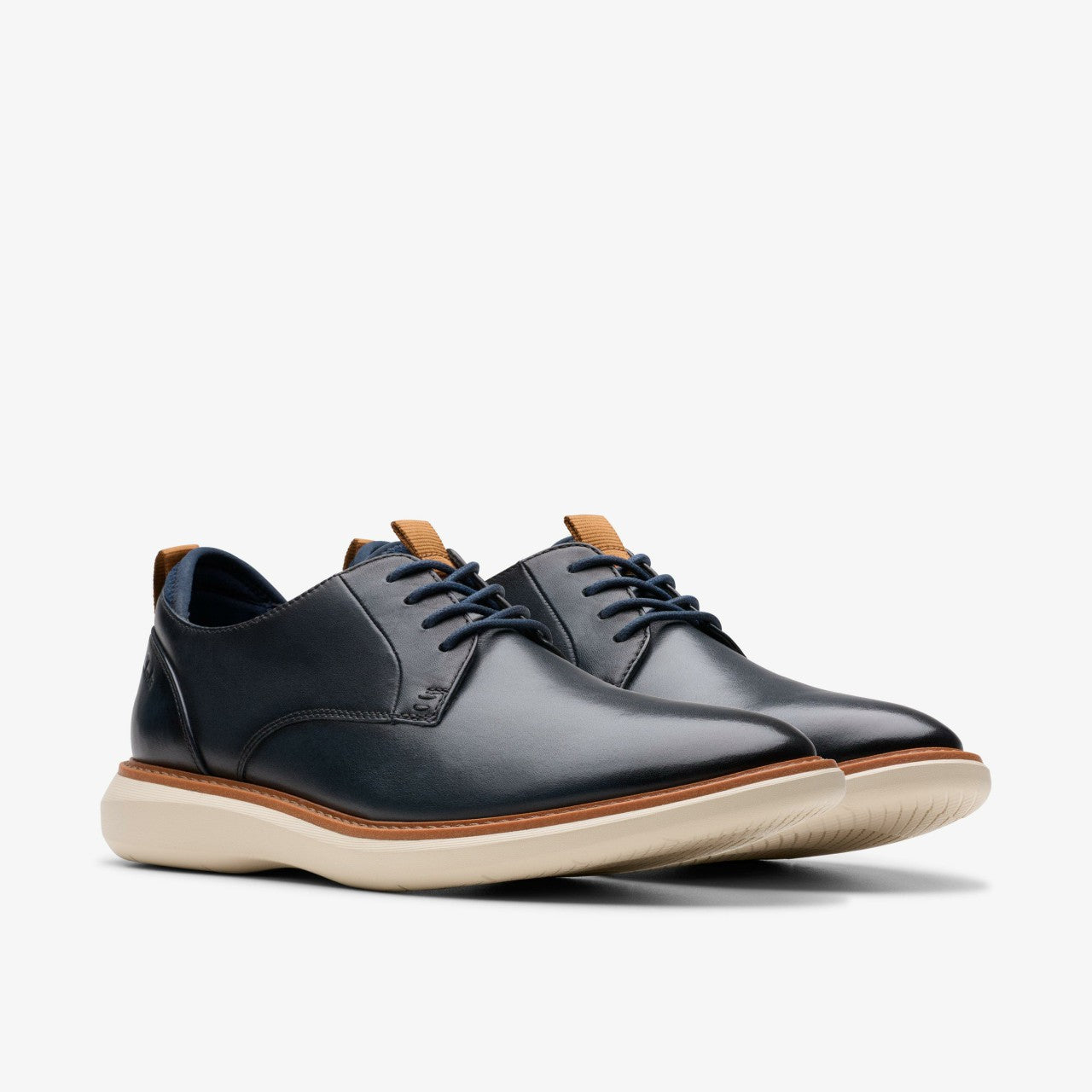 Brantin Plain Navy Leather Clarks Men