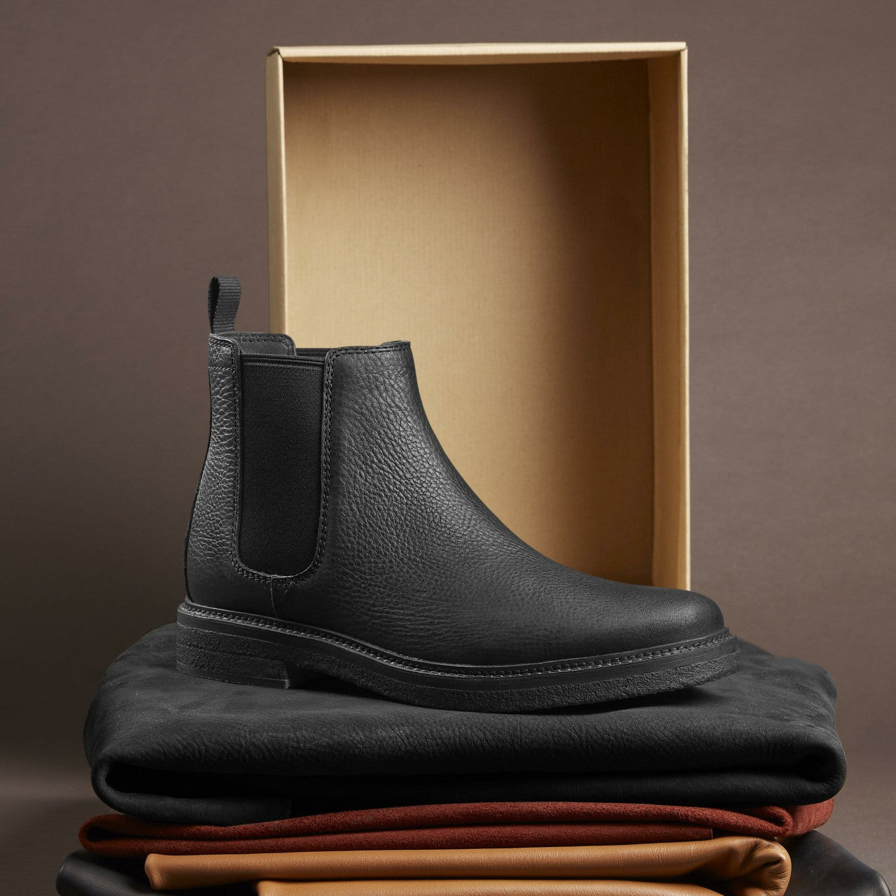 Clarkdale Easy Chelsea Boot Black Leather Clarks Men