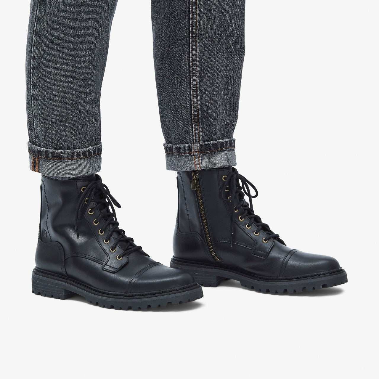 Clarkridge Hi Black Leather Clarks Men