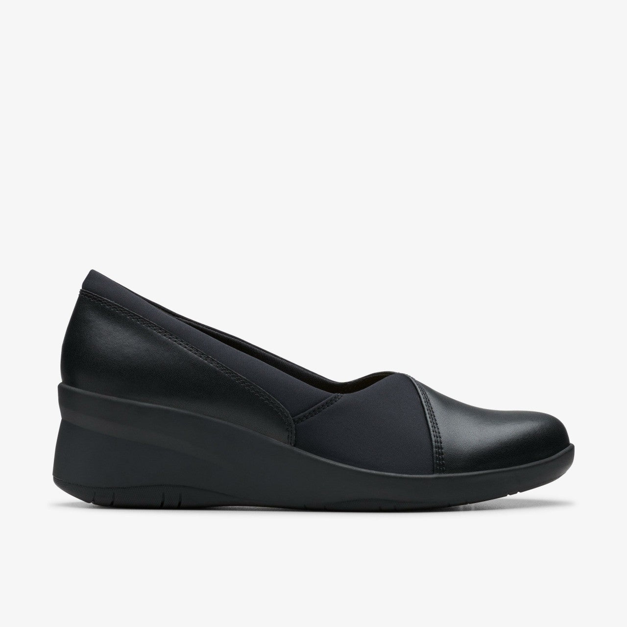 Suttyn Walk Black Leather Clarks Women