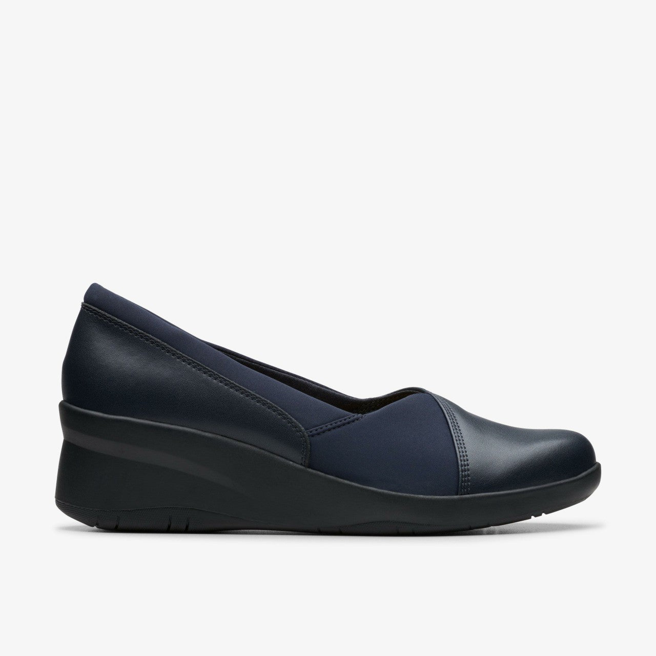 Suttyn Walk Navy Leather Clarks Women