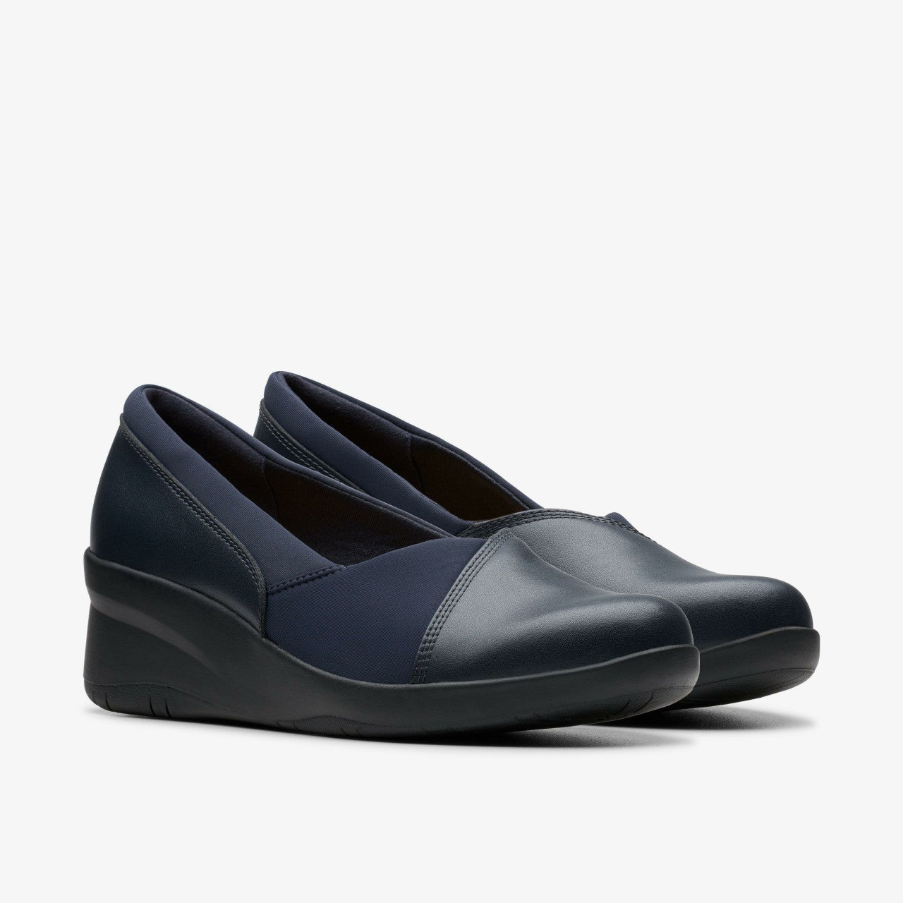Suttyn Walk Navy Leather Clarks Women