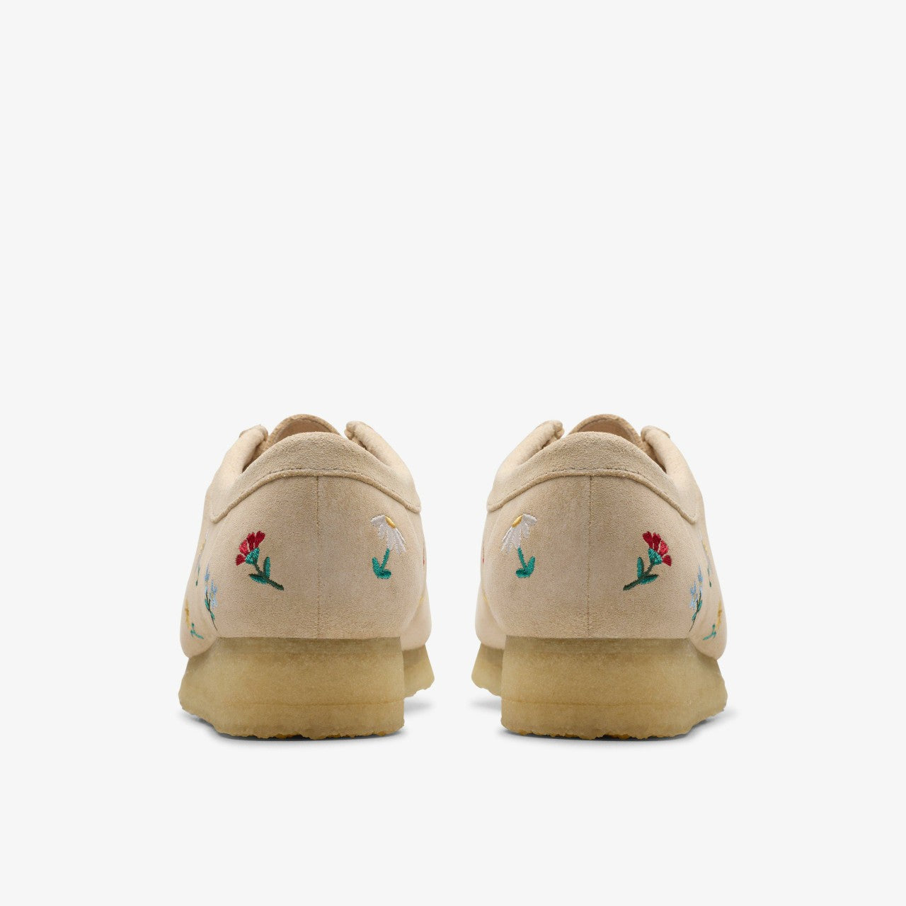 Wallabee Taupe Embroidery Clarks Women