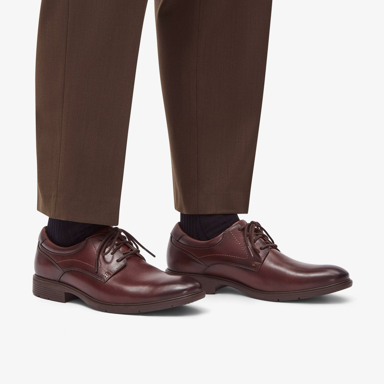 Eldredge Plain Dark Brown Leather Clarks Men