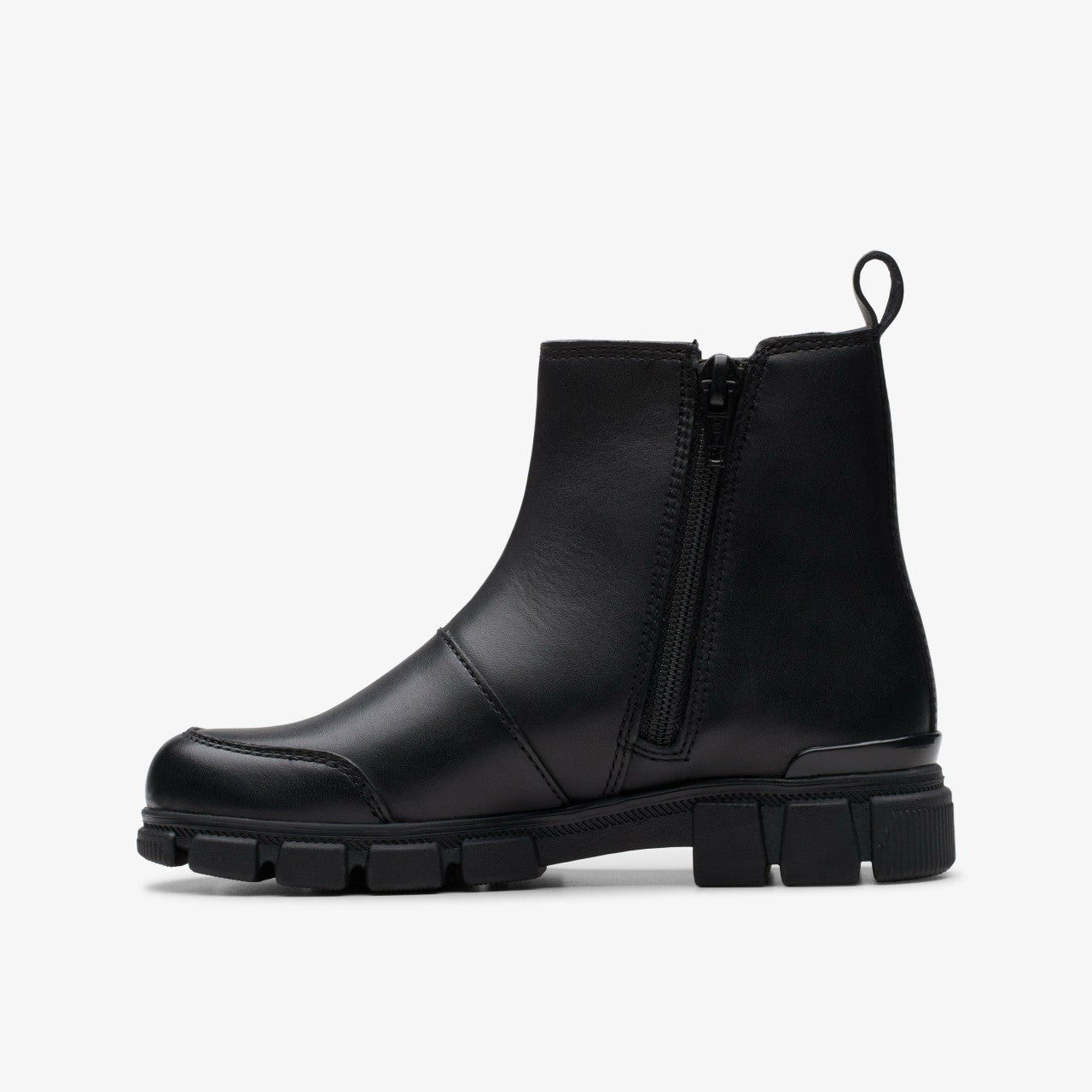 Evyn Chelsea Kid Black Clarks Kids