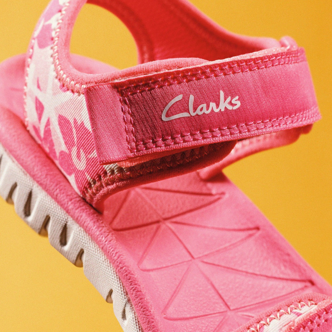 SurfingTide Kid Pink Multicolour Clarks Kids