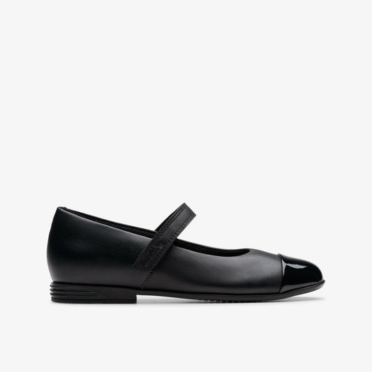 Finja Gem Older Black Leather Clarks Kids