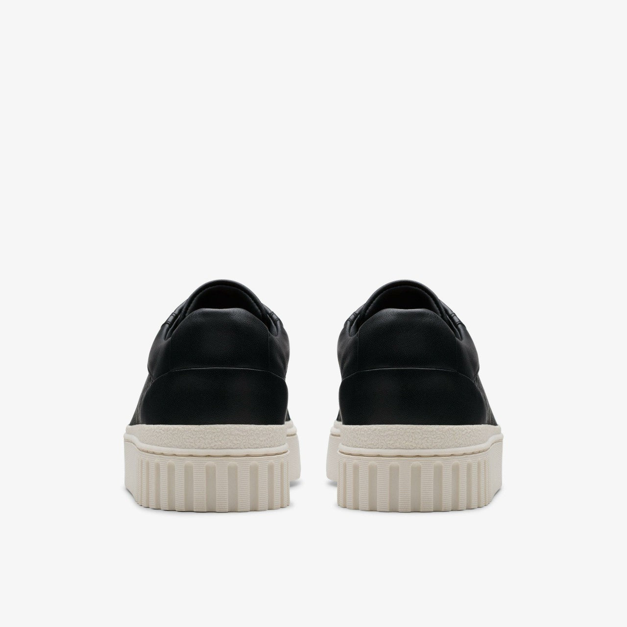 Mayhill Bay Black Leather Clarks Women
