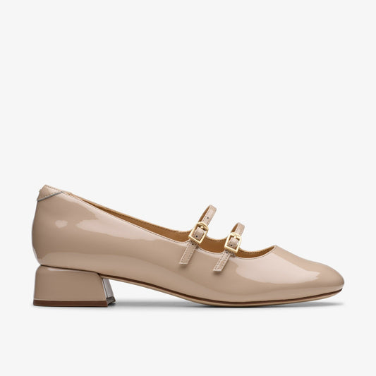 Daiss 30 Shine Sand Patent Clarks Women