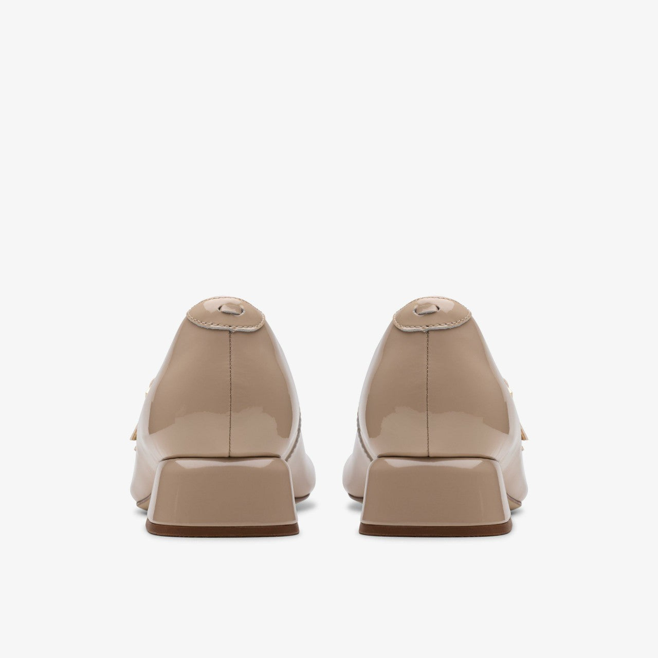 Daiss 30 Shine Sand Patent Clarks Women