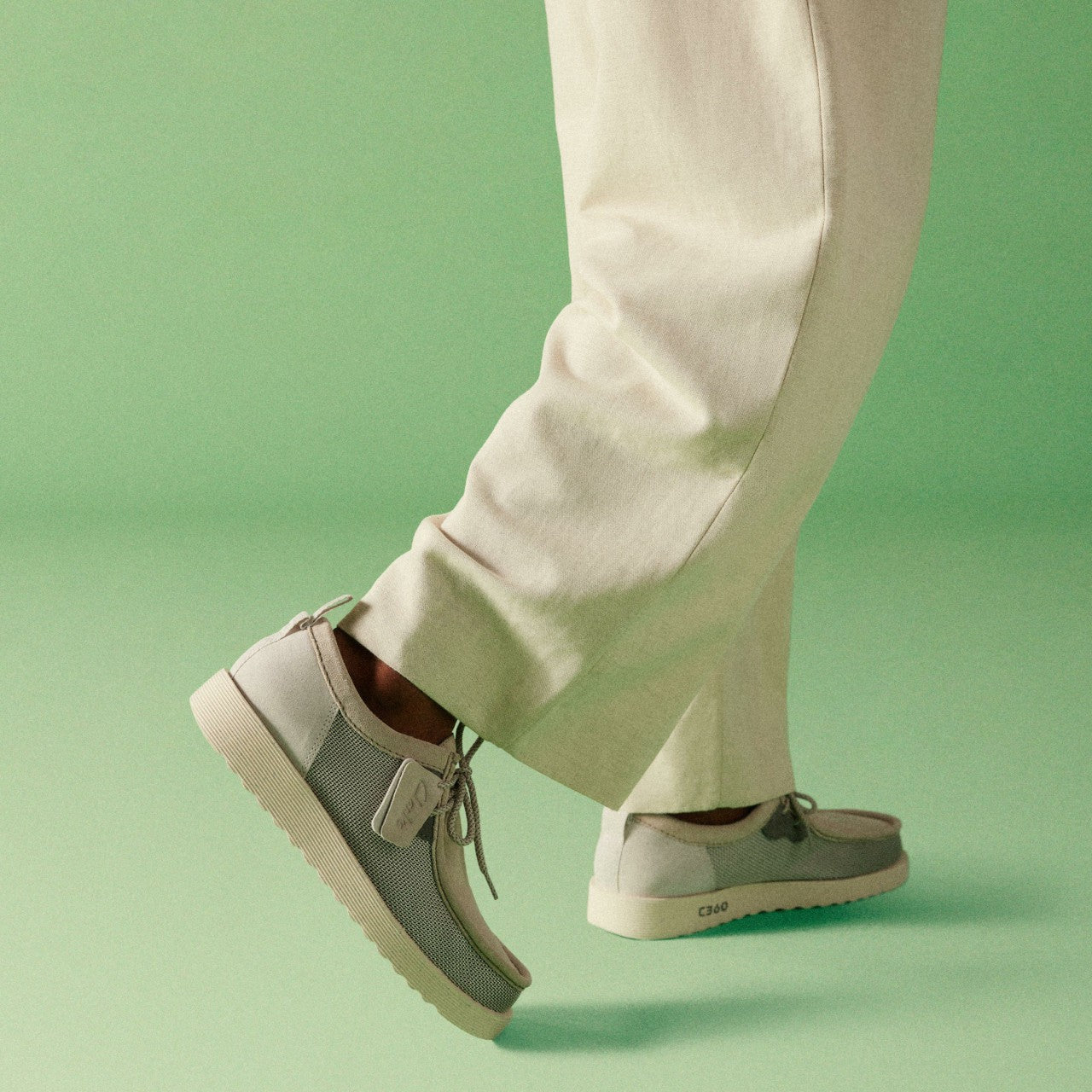 Wallabee FTR 2 Lo White Combination Clarks Men