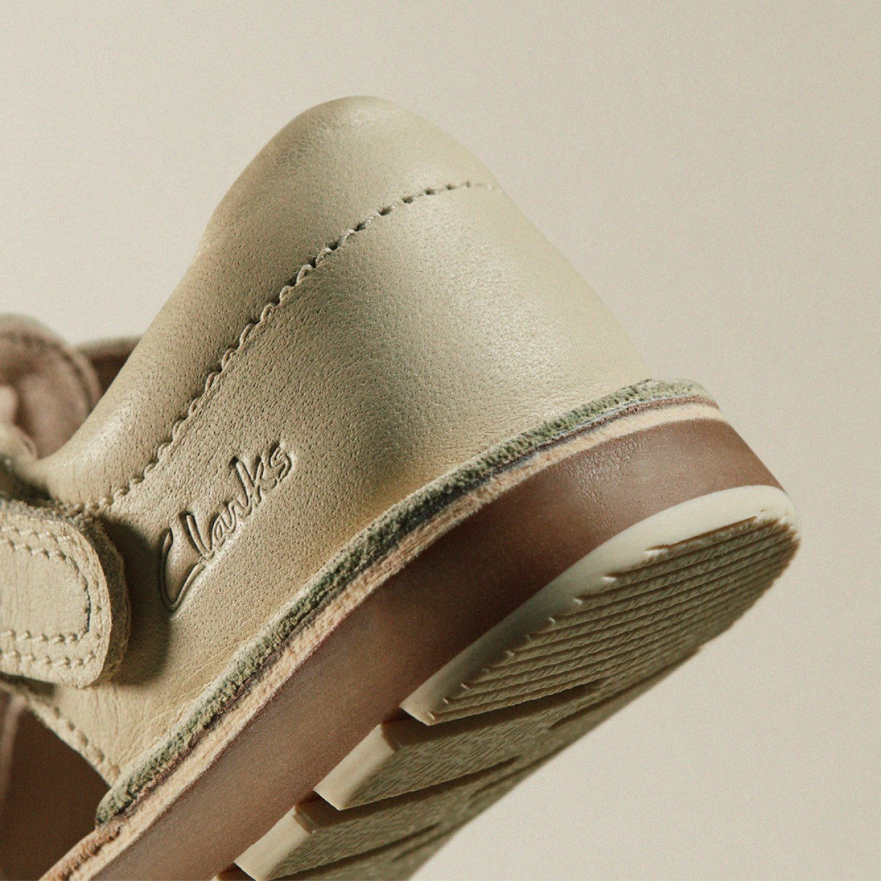 Playsun RF Toddler Off White Leather Clarks Kids