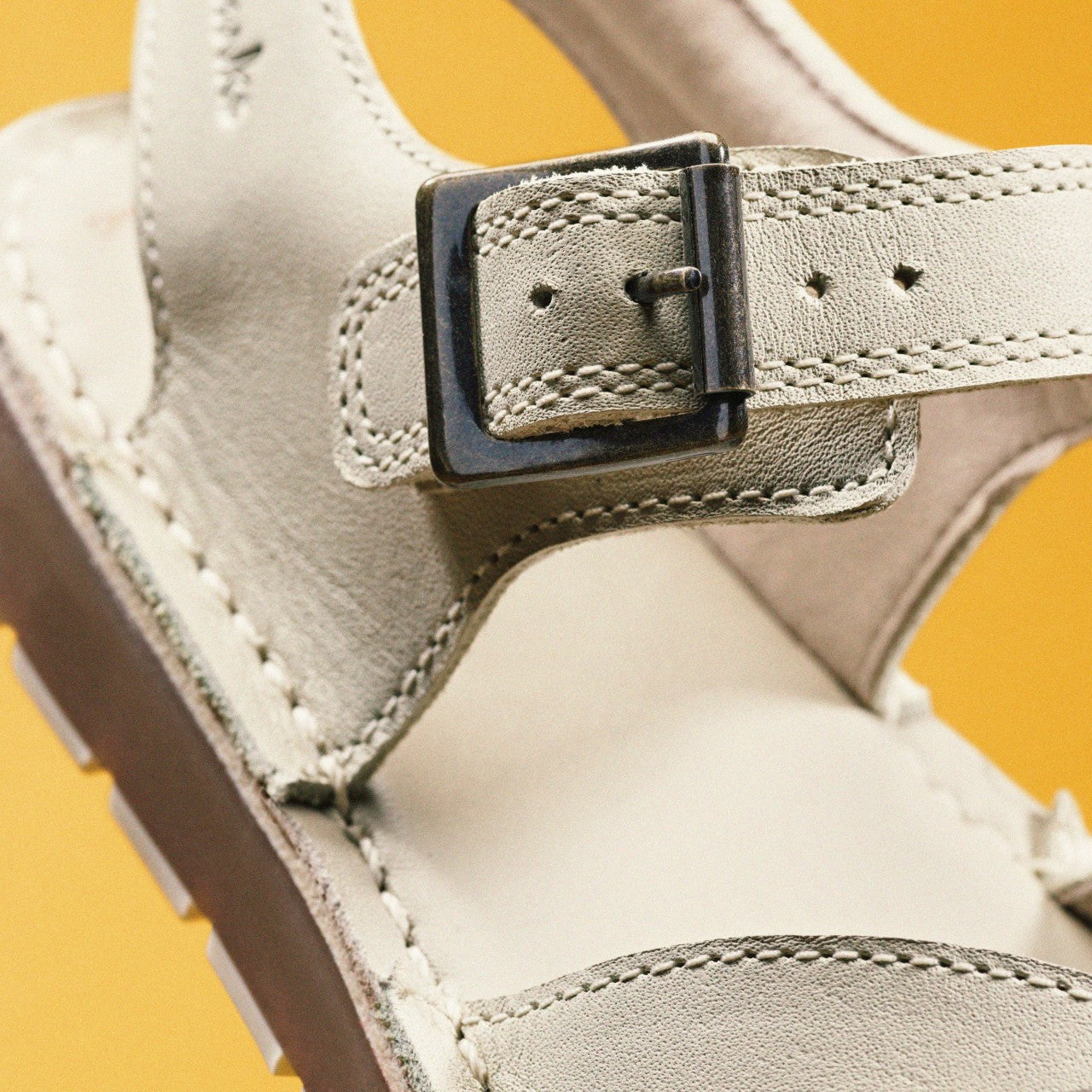 Playsun Kid Off White Leather Clarks Kids
