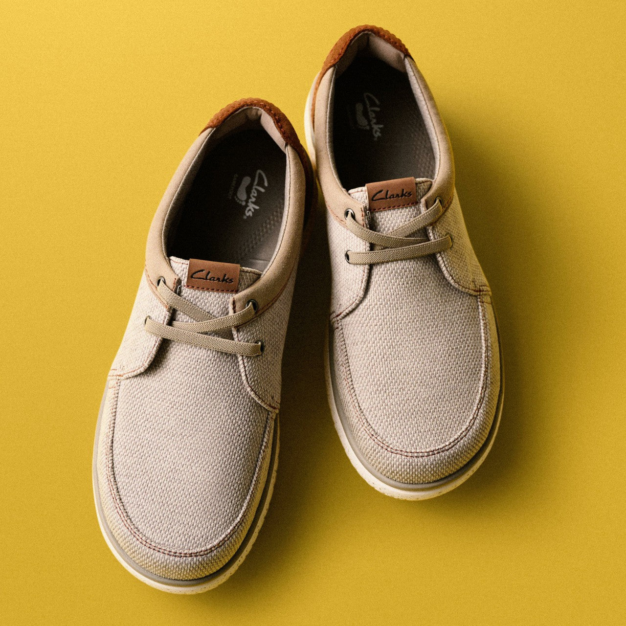 Relax Lite Lace Sand Textile Clarks Men
