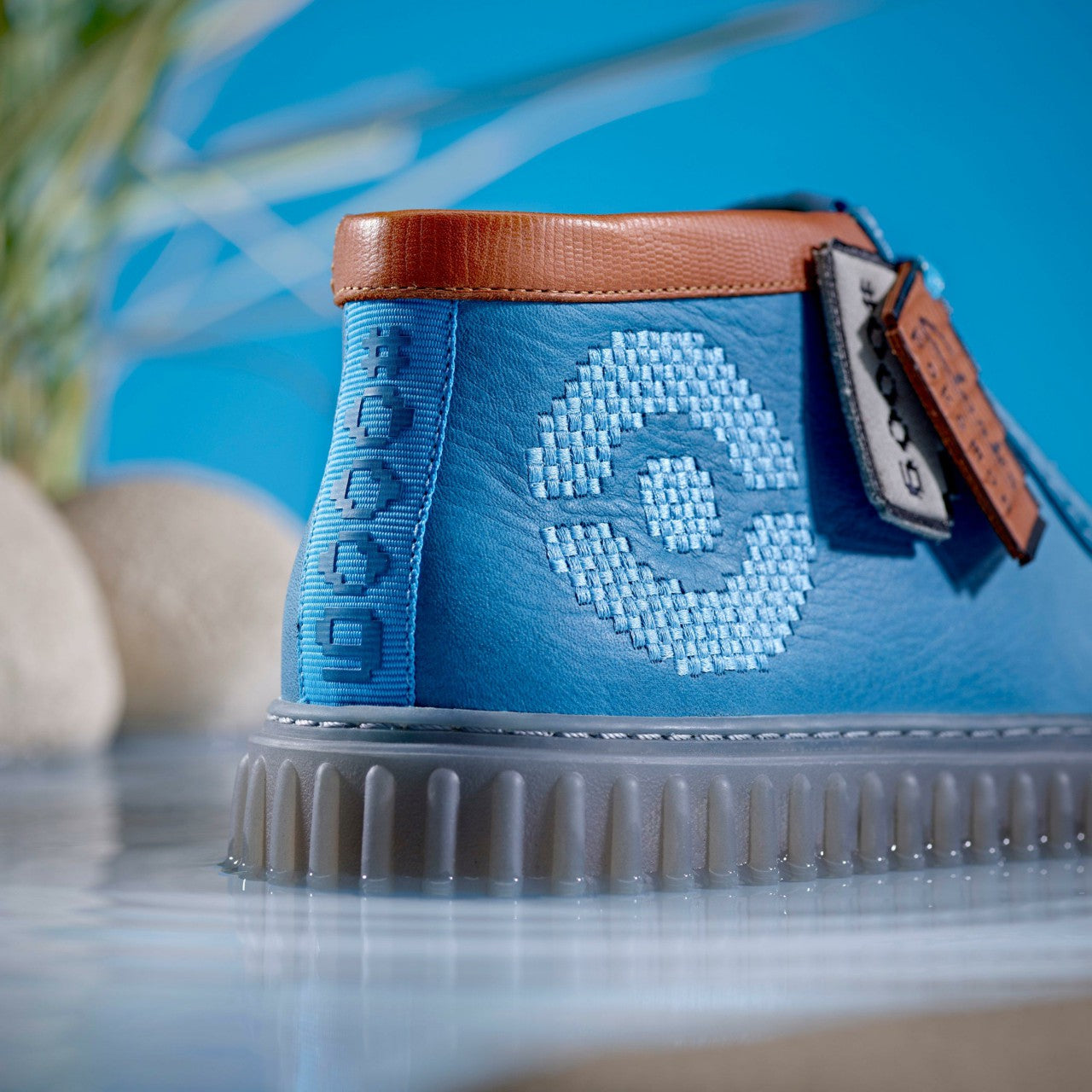 Torhill Explore Blue Leather Clarks Men|Women