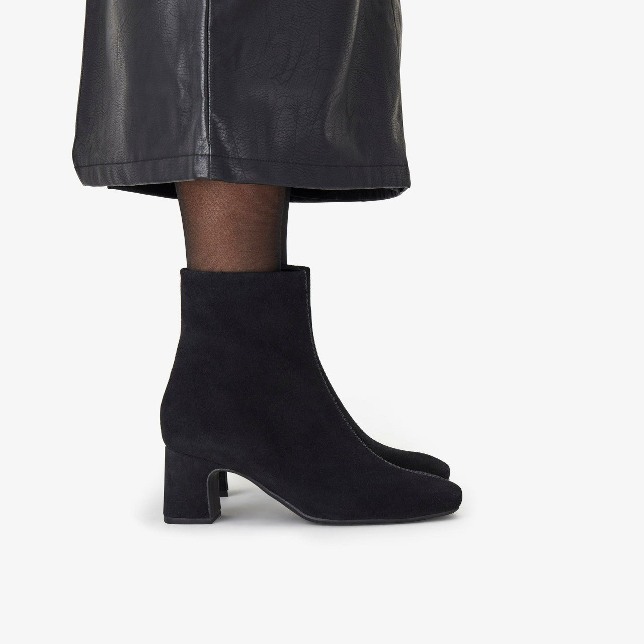 Fernie Zip Black Suede Clarks Women